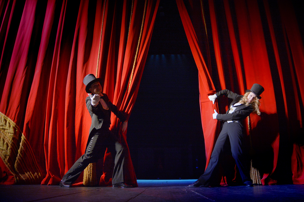 The,Actor,Opens,A,Theater,Curtain